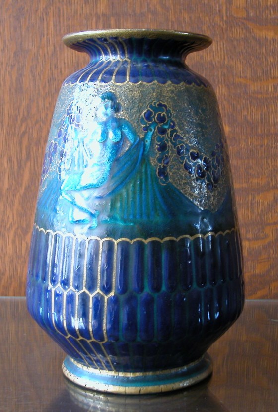 The mysterious vase in question, currently living at Cranbrook House.  