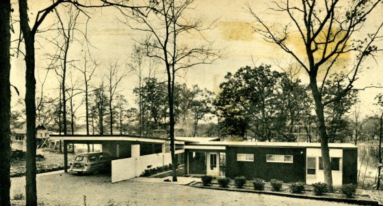 View of Buckner House from the drive above, circa 1955. Courtesy Liz Buckner. Detroit Free Press/Ray Pillsbury.