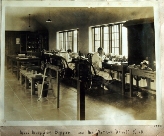 Famed metalsmith Arthur Nevill Kirk and apprentice Margaret Elleanor Biggar work in the metalsmithing studio at the Cranbrook Academy of Art, 1930. Cranbrook Archives.