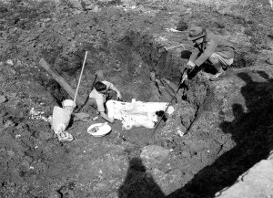 Excavation site of the Bloomfield Hills Mastodon, 1934. Cranbrook Archives.