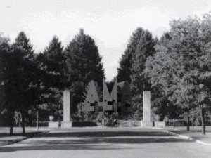 Digital model of the House of the Poet - view from Academy Way with the sculpture of Jonah and Whale in the foreground.
