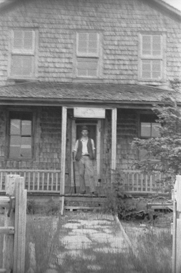 Abandoned building from the House of David Colony on High Island. Referred to as the "Main House." Photo by Robert Hatt. Courtesy Cranbrook Archives.