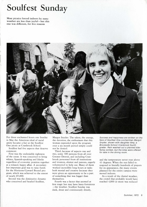 article page with large grayscale image of outdoor event with mother and daughter in foreground